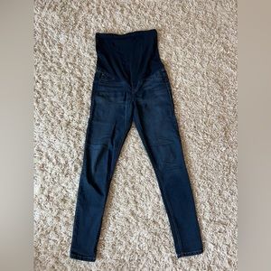 Pea in the Pod Maternity Skinny Jean. Dark wash, gently used. XS